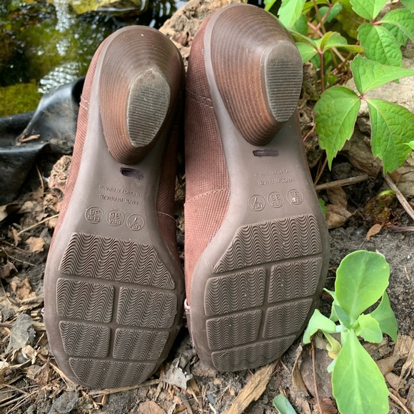 Rare find! Brown Pumps. 3 inch heel. EUR 38 🤎 - Picture 4 of 4